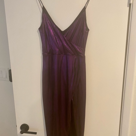 Superdown Misty Surplice Midi Dress - Picture 2 of 4